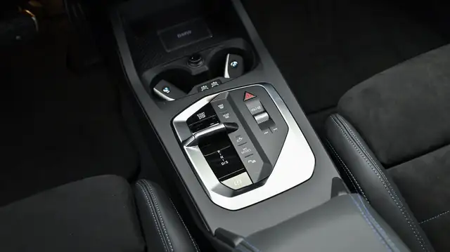 BMW 1 Series view 10
