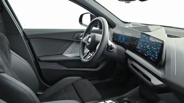 BMW 1 Series view 12