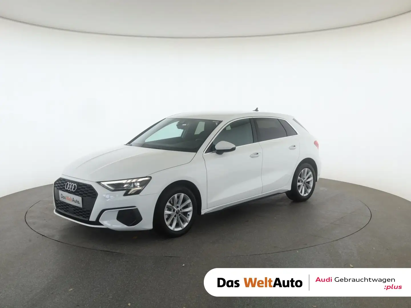 Audi A3 30 TFSI intense Weiß - 1