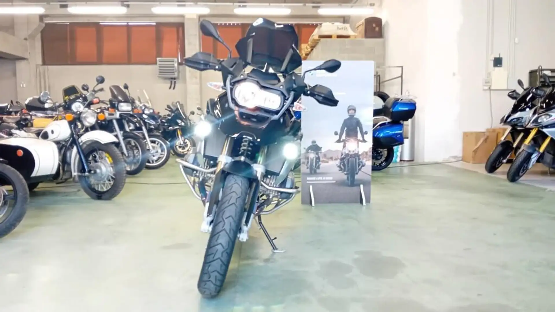 BMW R 1200 GS Abs Schwarz - 2