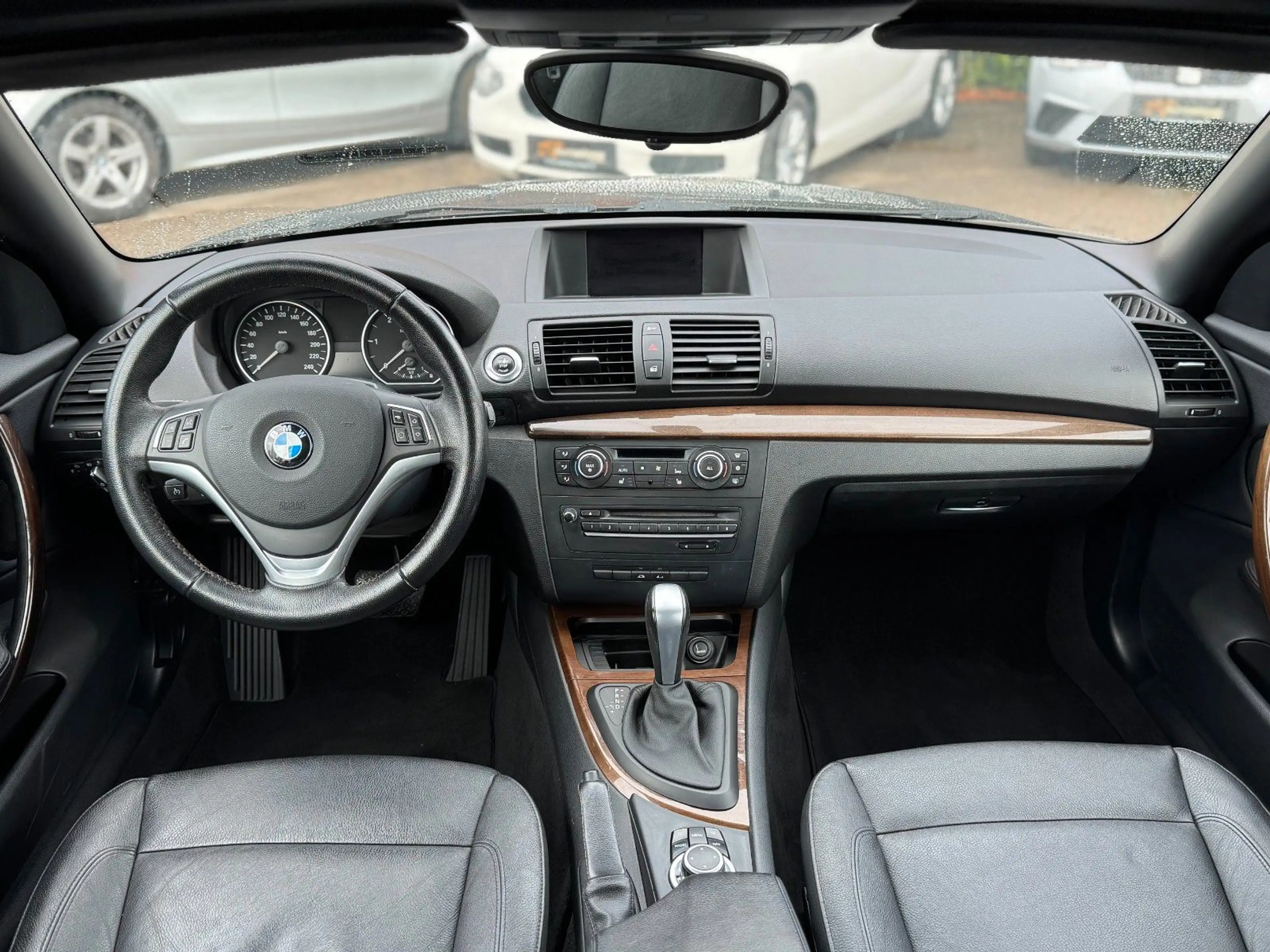 BMW 118 d 2.0l Vollleder/Tempomat/Navi/PDC — photo 13