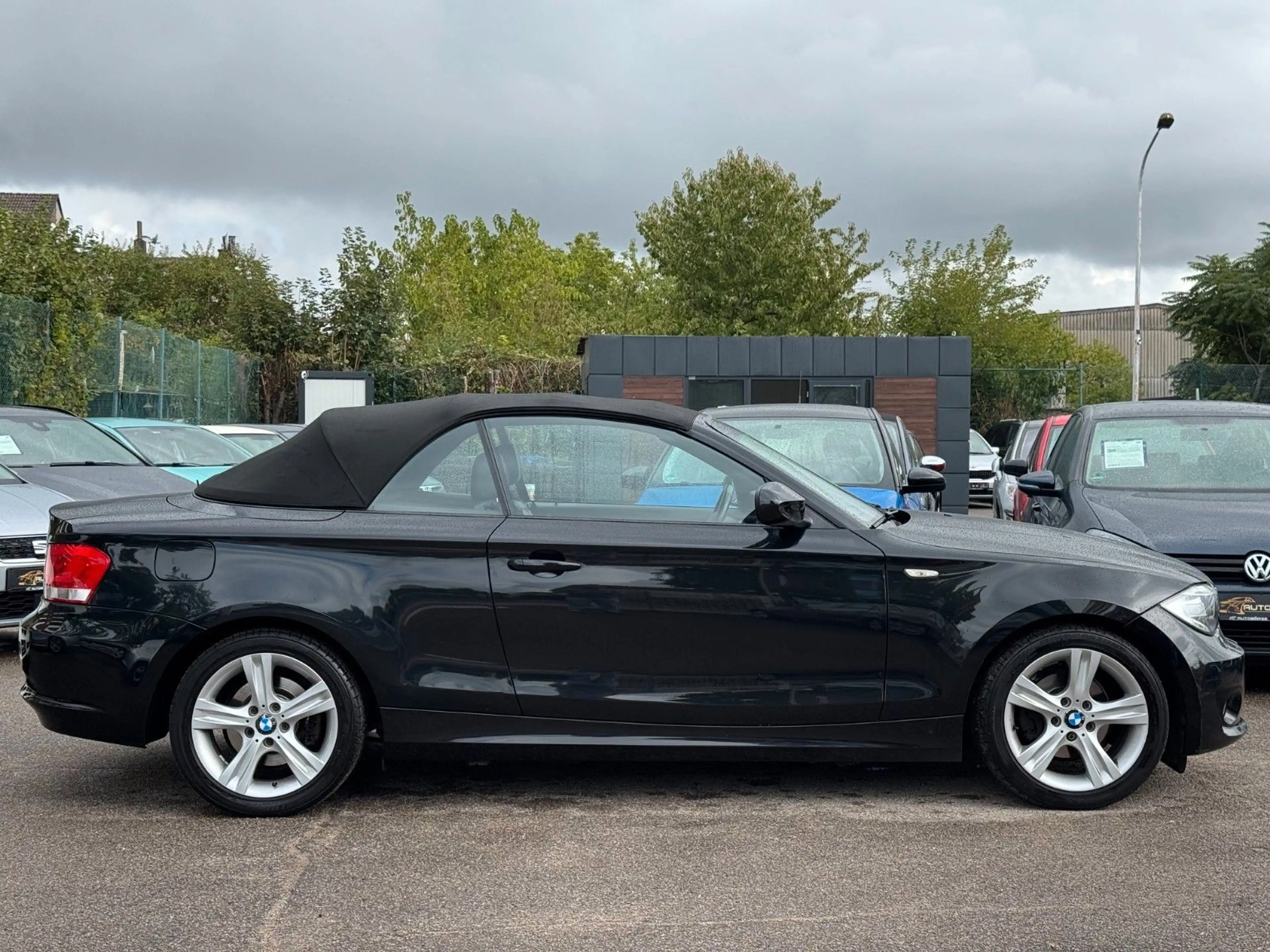 BMW 118 d 2.0l Vollleder/Tempomat/Navi/PDC — photo 6