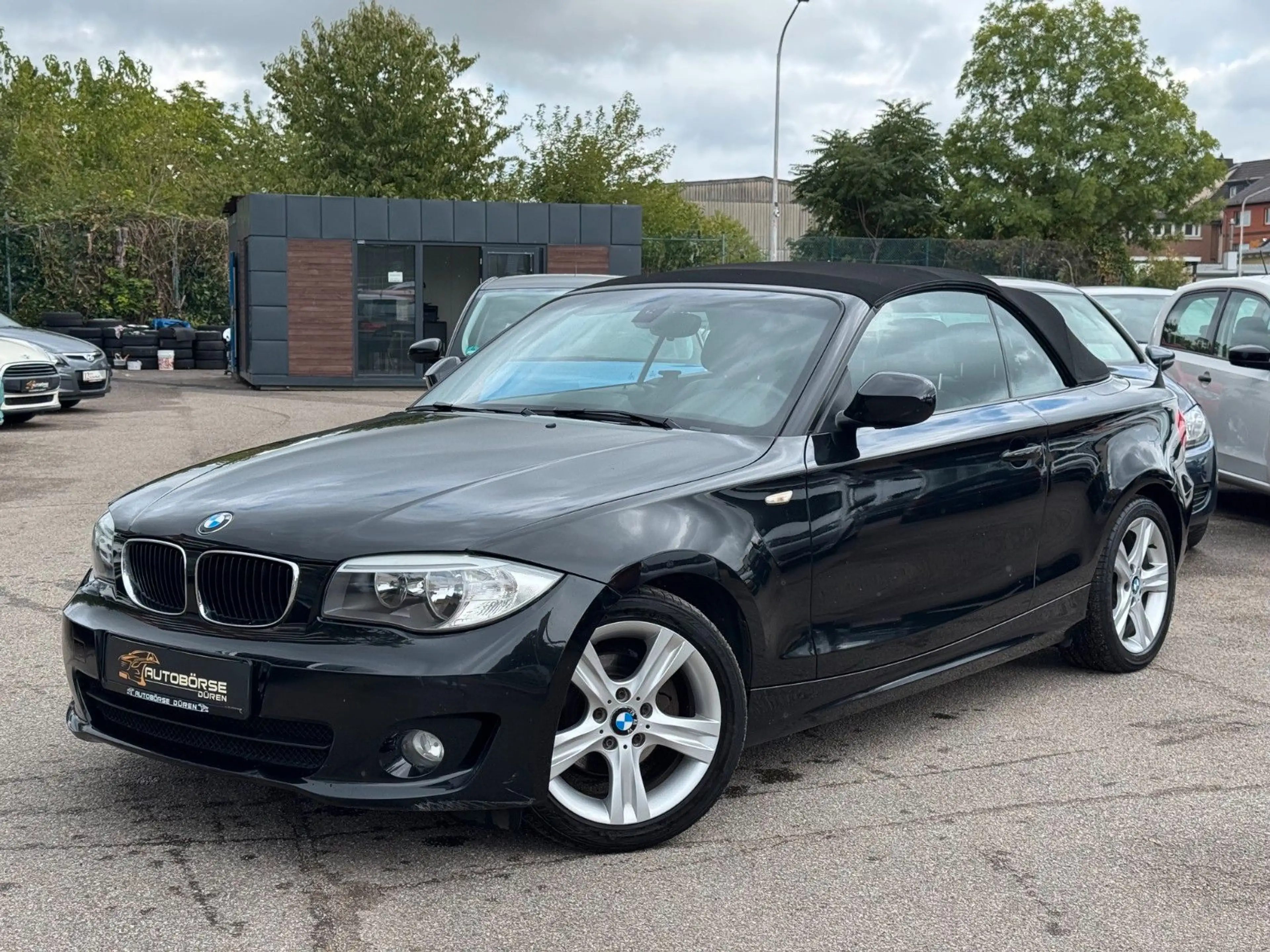 BMW 118 d 2.0l Vollleder/Tempomat/Navi/PDC