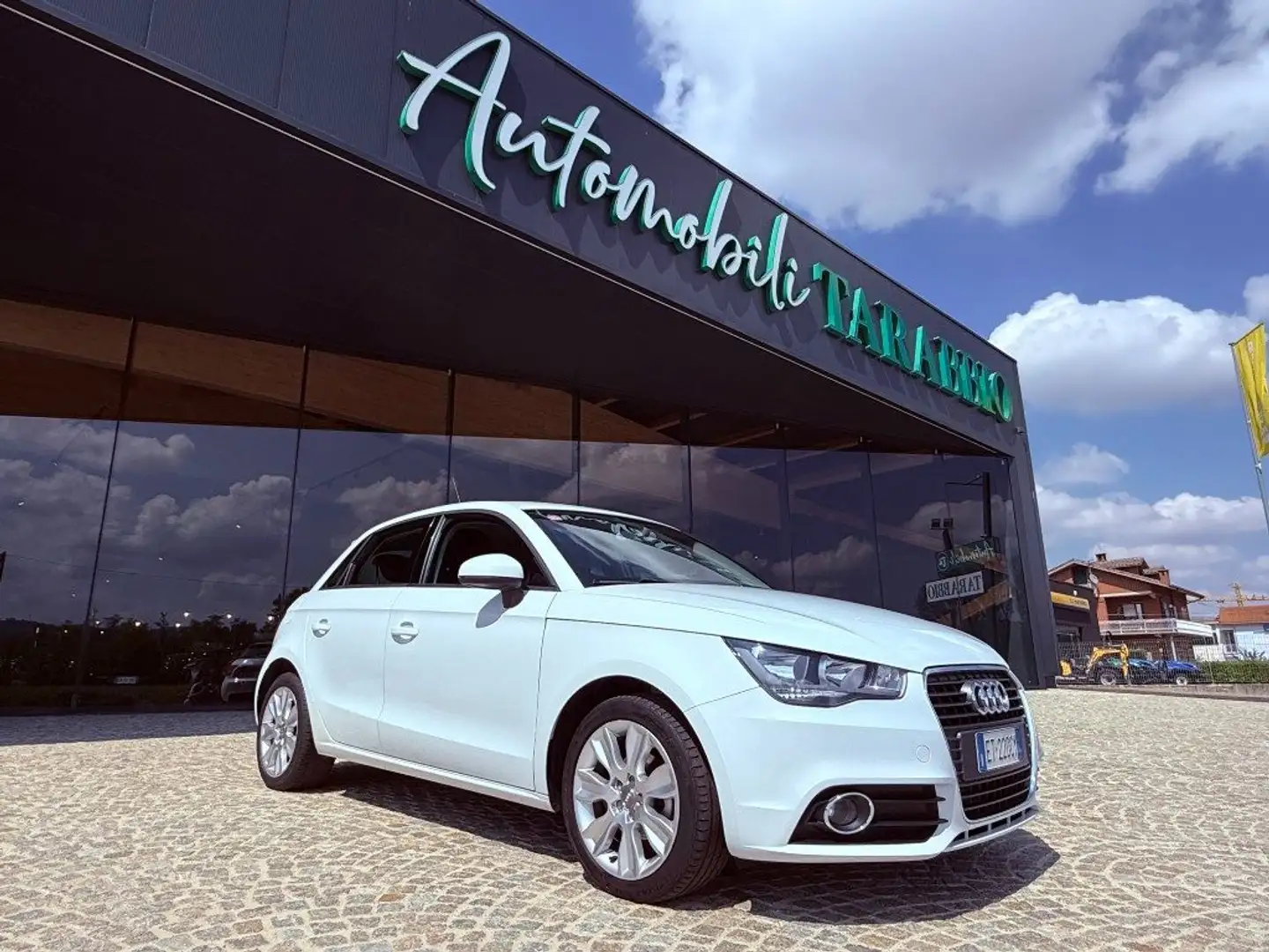 Audi A1 5 PORTE - UNIPRO - KM 77.000 - OK NEOPATENTATI Weiß - 1