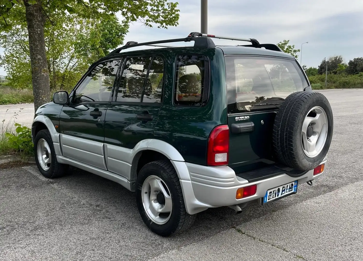 Suzuki Grand Vitara Grand Vitara 5p 2.0 tdi c/2airbag,abs,AC Grün - 2