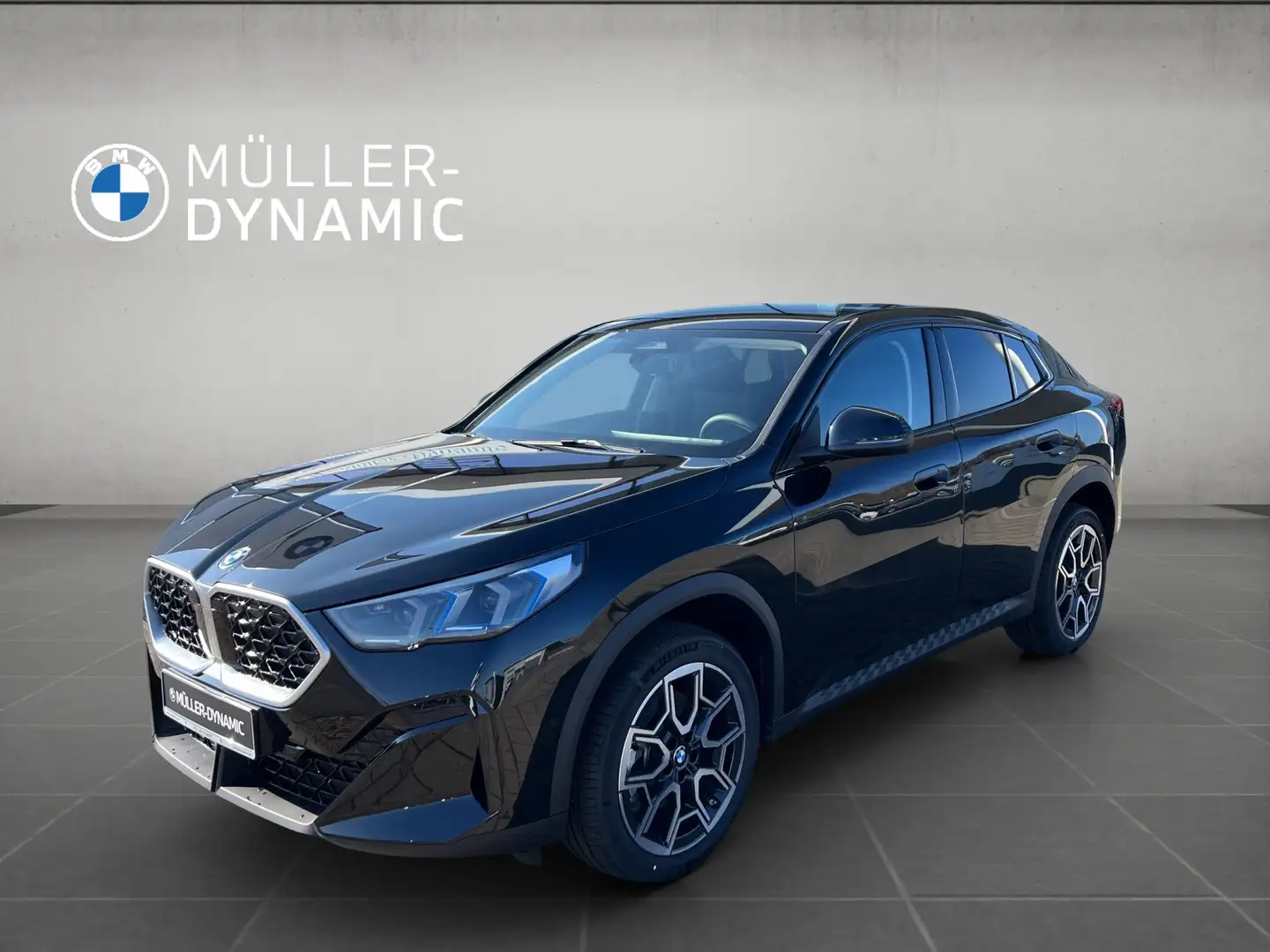 BMW X2 sDrive20i LED AHK KOMFORTZUG RÜCKFAHR SHZ DAB Zwart - 1