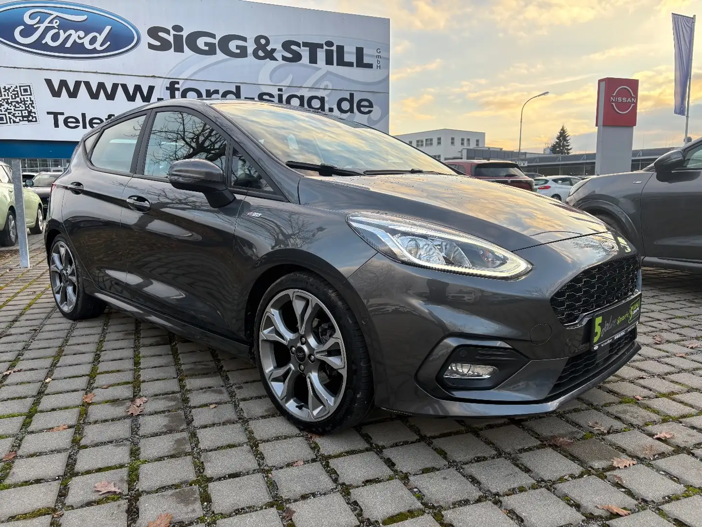Ford Fiesta 1.0 ST-Line X PANO*ACC*TWA*NAV*SHZ*PDC*CAM Grijs - 2