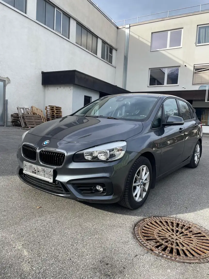 BMW 218 218d xDrive Active Tourer Grau - 1