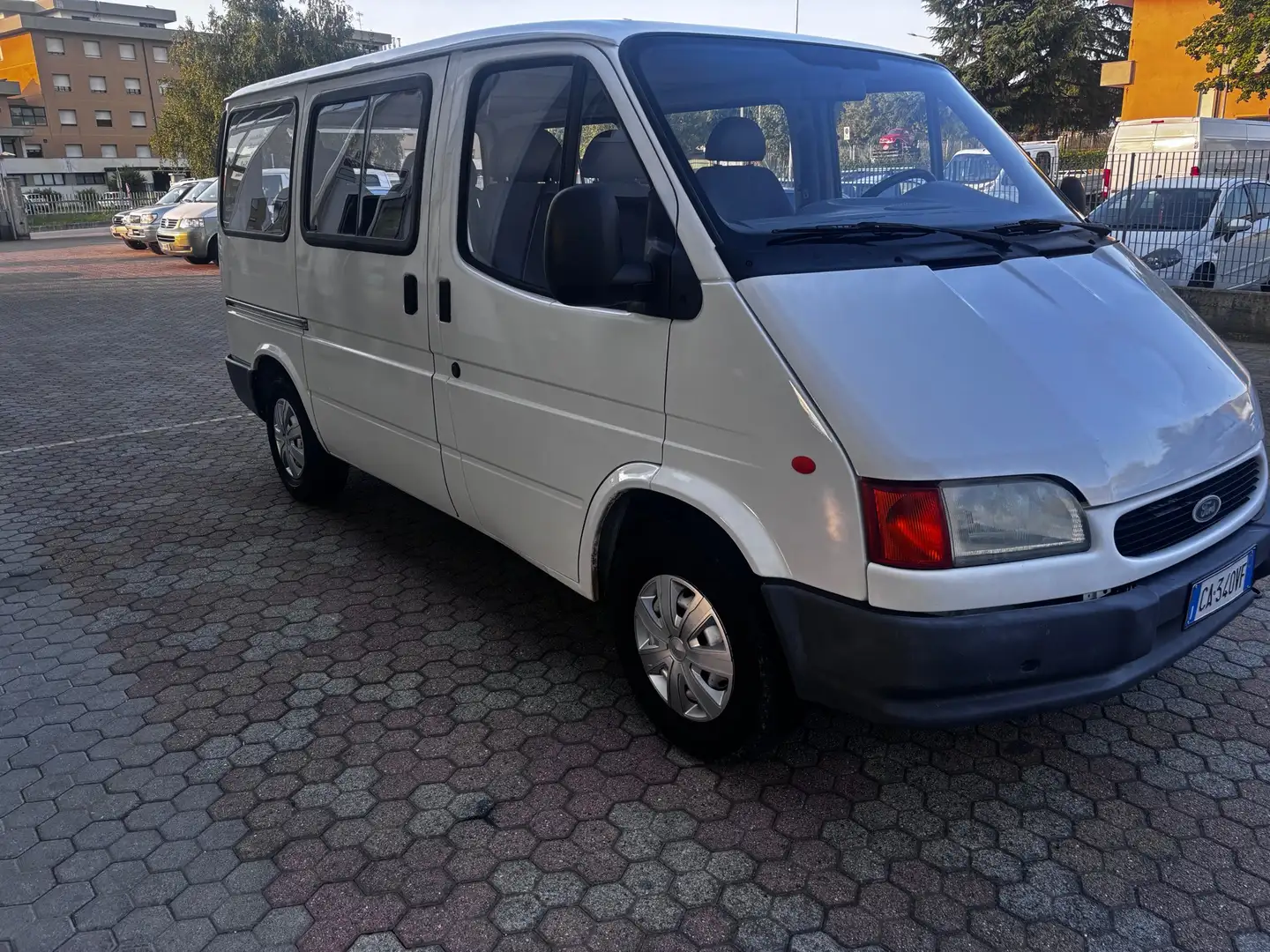 Ford Transit FT 100 9POSTI - 2