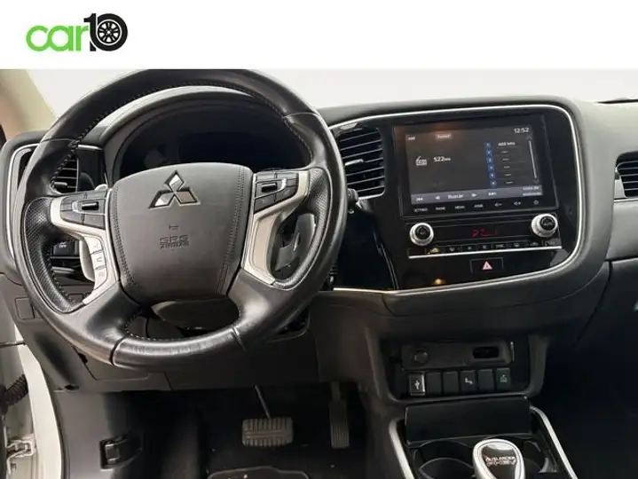 Mitsubishi Outlander 2019, foto 8