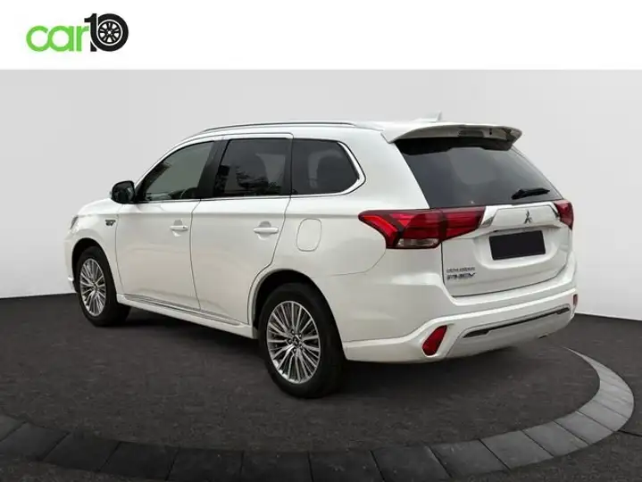 Mitsubishi Outlander 2019, foto 7
