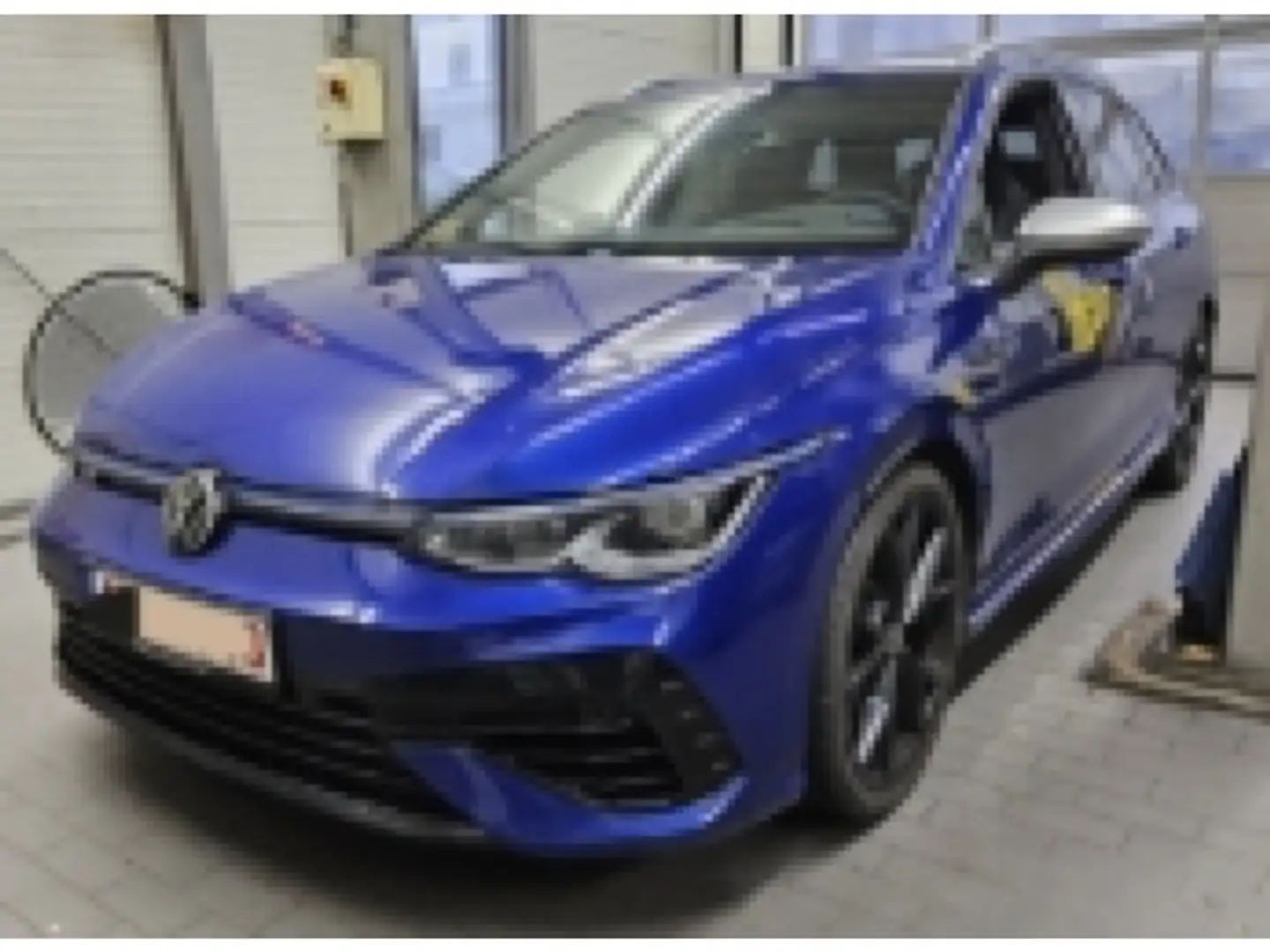 Volkswagen Golf VIII 2.0 TSI R DSG 4Motion IQ.Light Navi AC Blau - 2