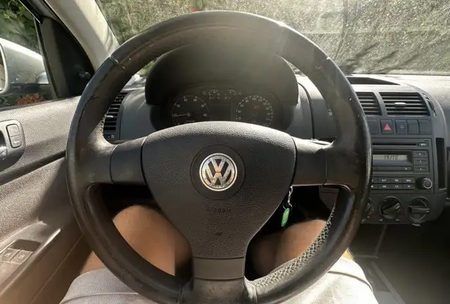Volkswagen Polo view 14