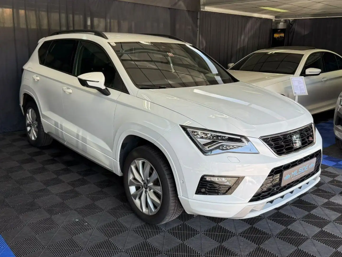 SEAT Ateca 2.0 TDI FR Weiß - 1