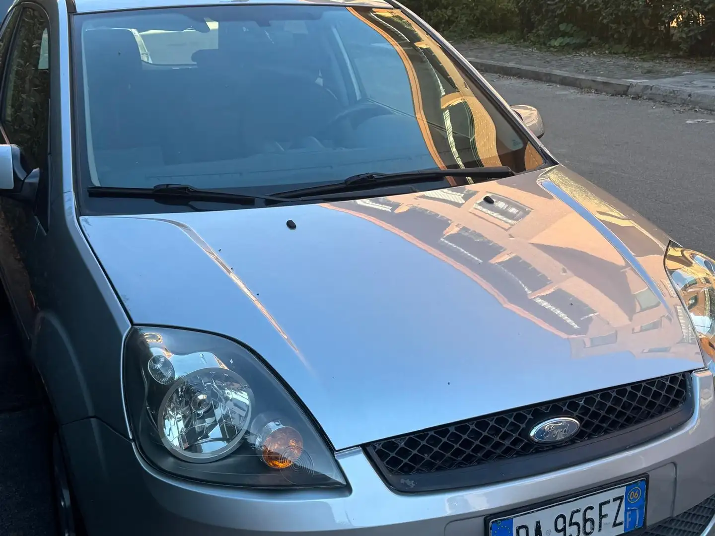 Ford Fiesta Fiesta V 2006 3p 1.4 tdci Argent - 2