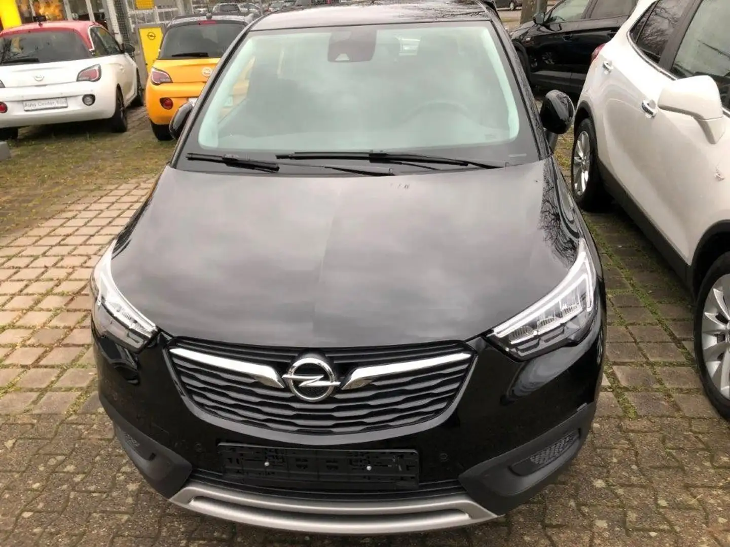 Opel Crossland X 2020 1.2 Schwarz - 2