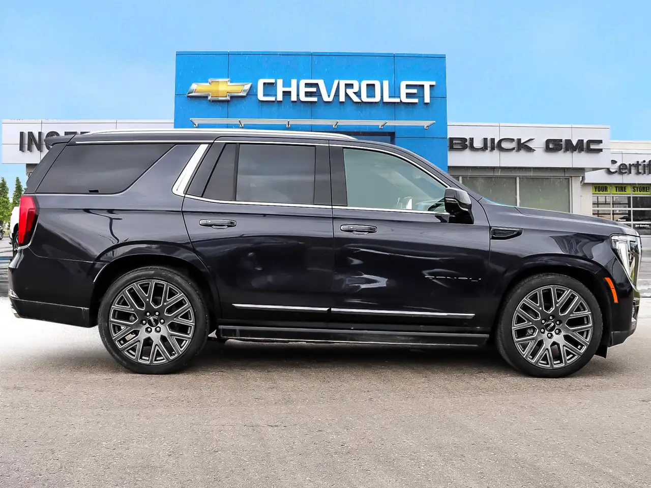 GMC Yukon снимка GMC Yukon