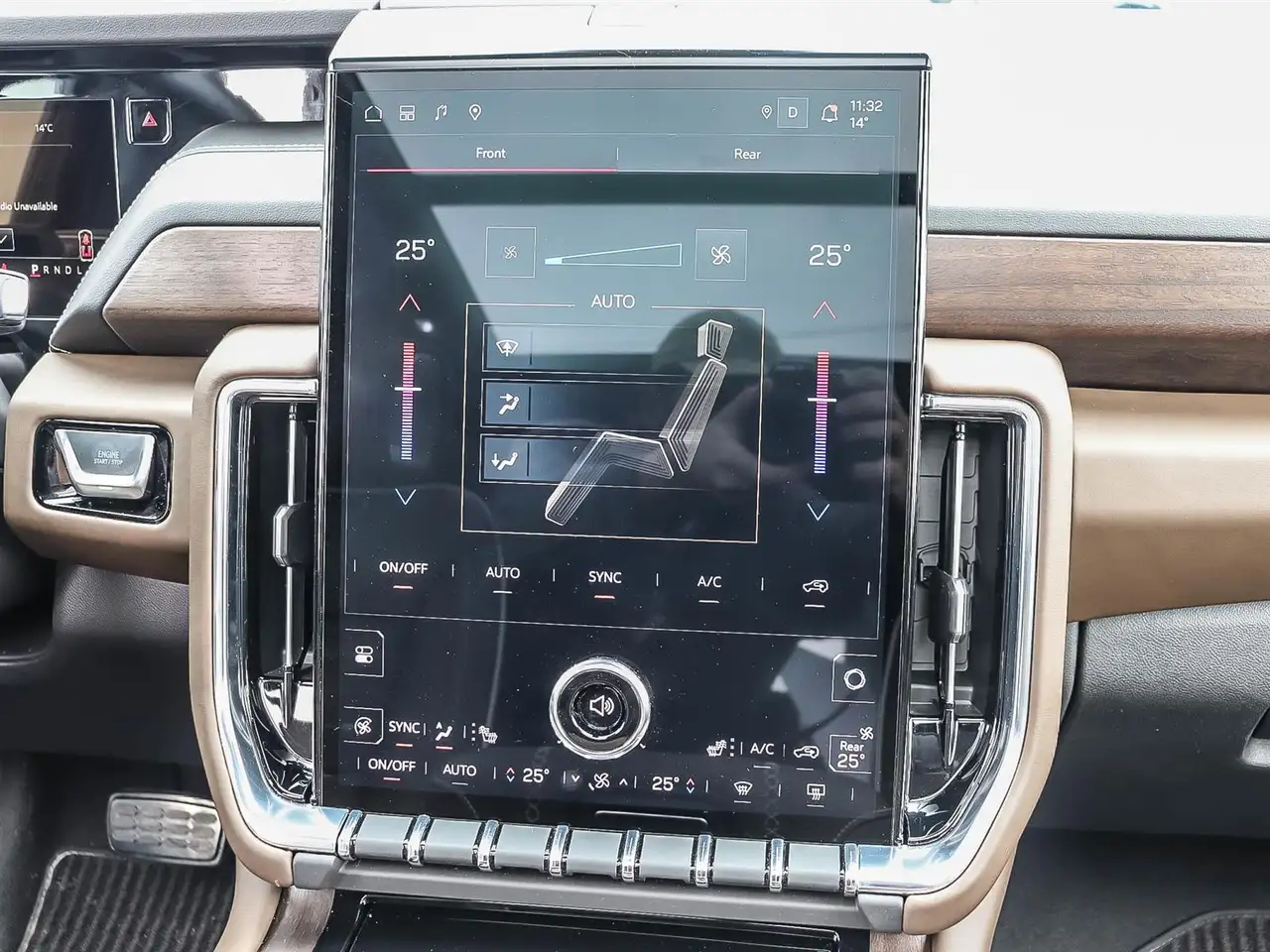 GMC Yukon снимка GMC Yukon