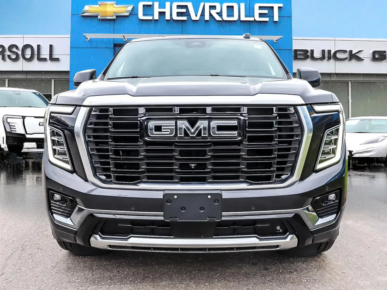 GMC Yukon снимка GMC Yukon