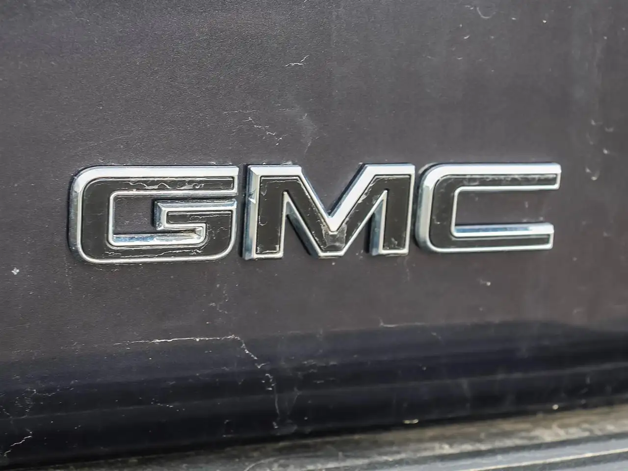 GMC Yukon снимка GMC Yukon