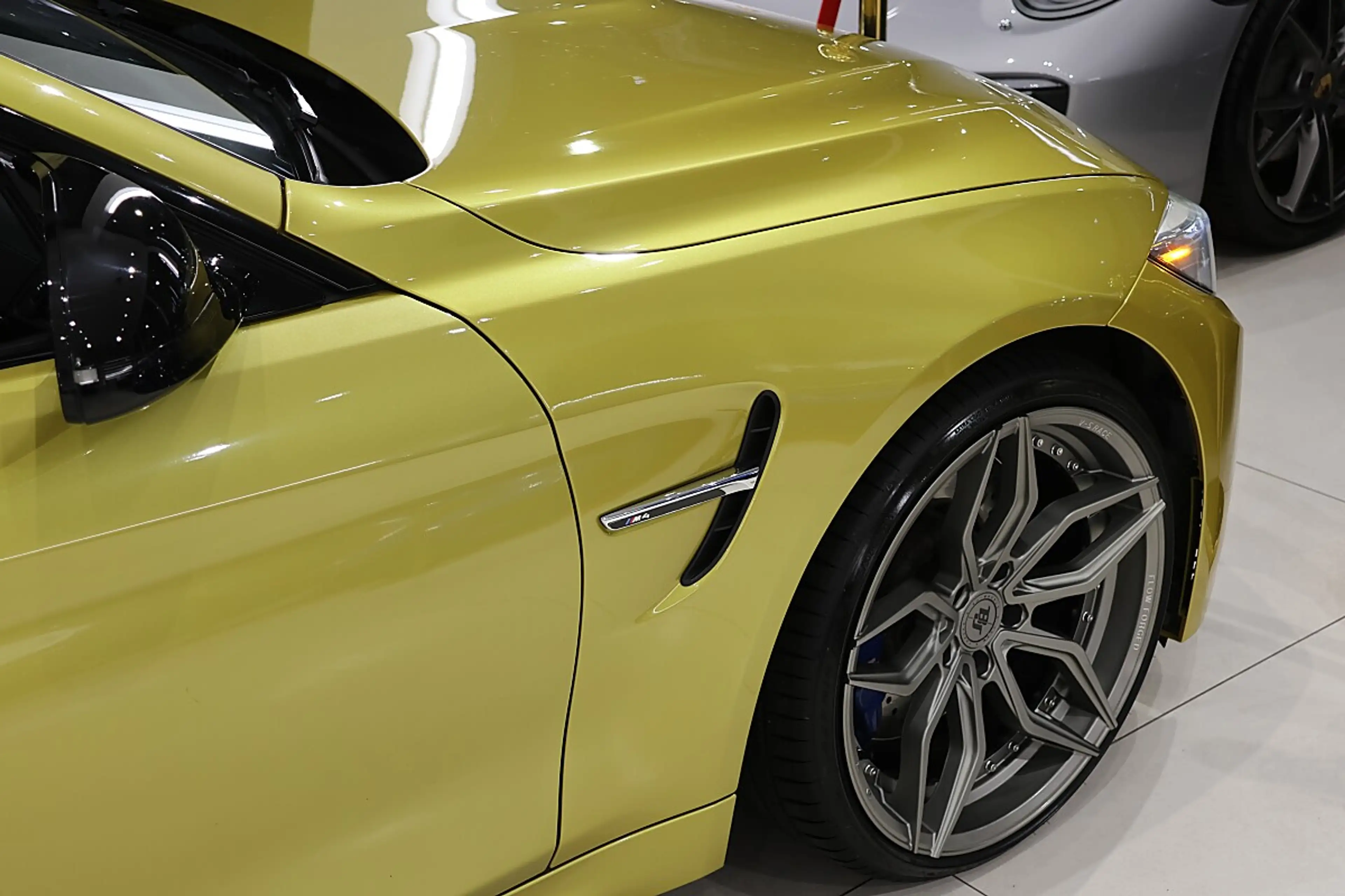 BMW M4 F82 – M Driver's Package – DKG — photo 11