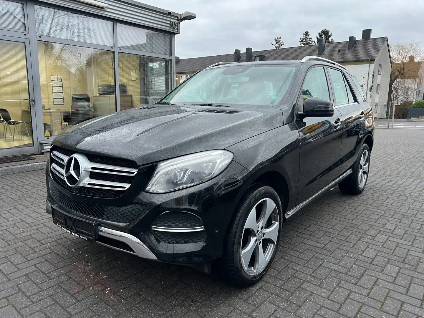 Mercedes-Benz GLE 250 d 4Matic/Leder/SD/AHK Noir - 1
