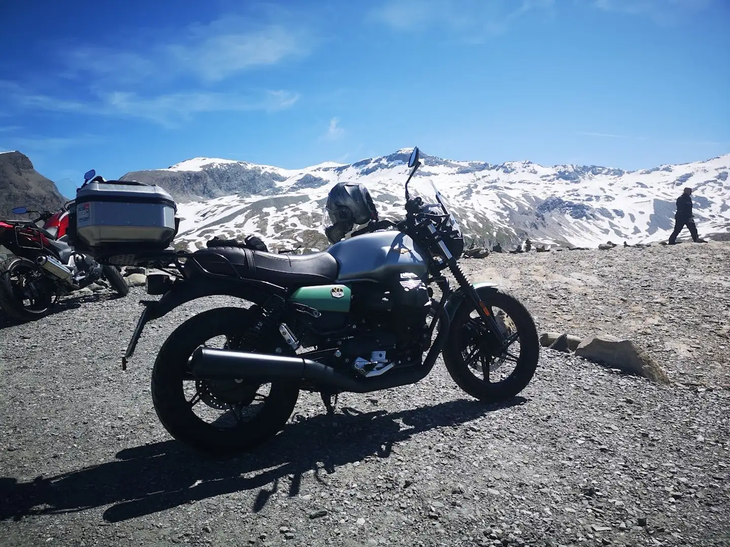 Moto Guzzi V 7 CENTENARIO Argento - 2