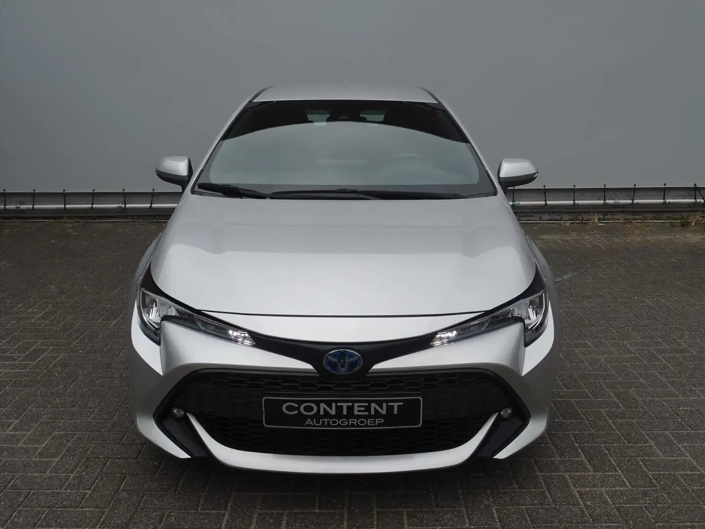 Toyota Corolla 1.8 Hybrid CVT Business / Navi /Camera Grau - 2