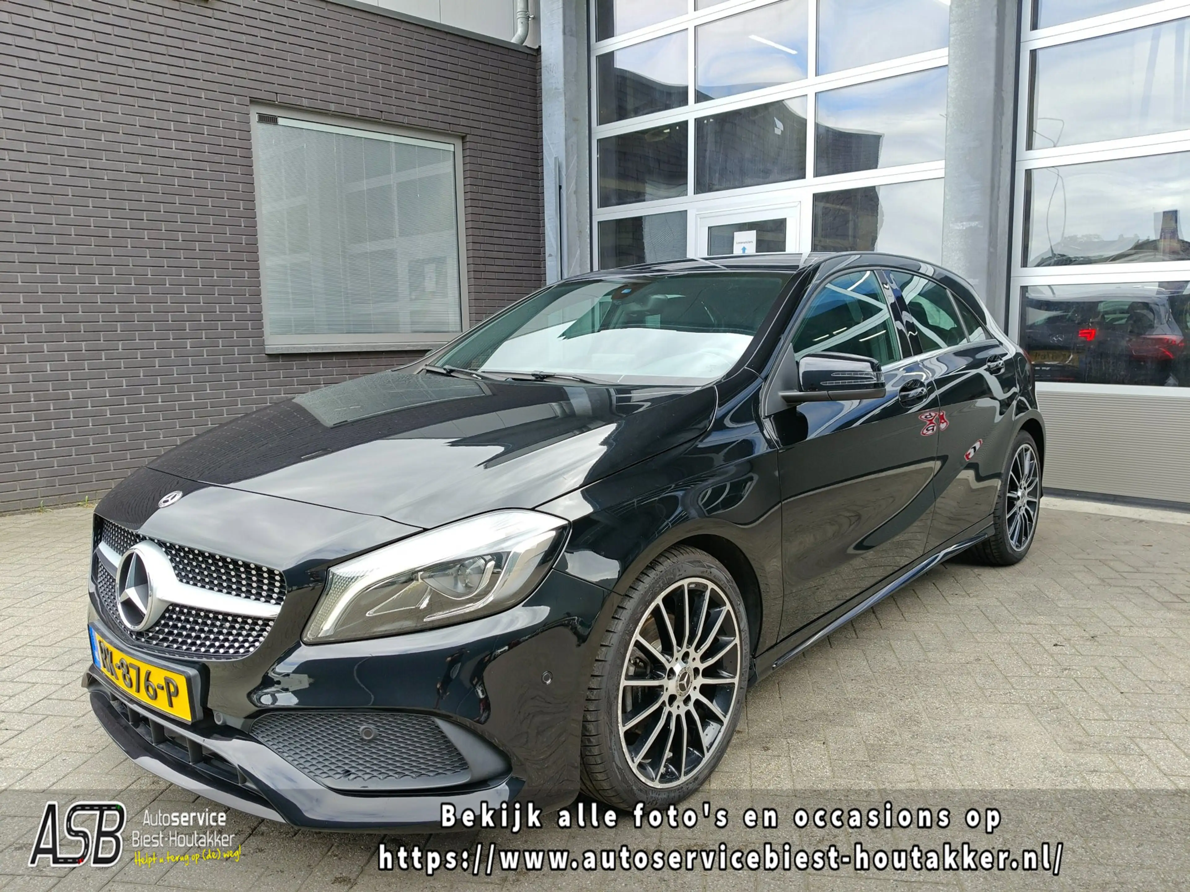 Mercedes-Benz A 180 Ambition | Automaat | AMG Line | Navi | Start/ Sto — photo 3
