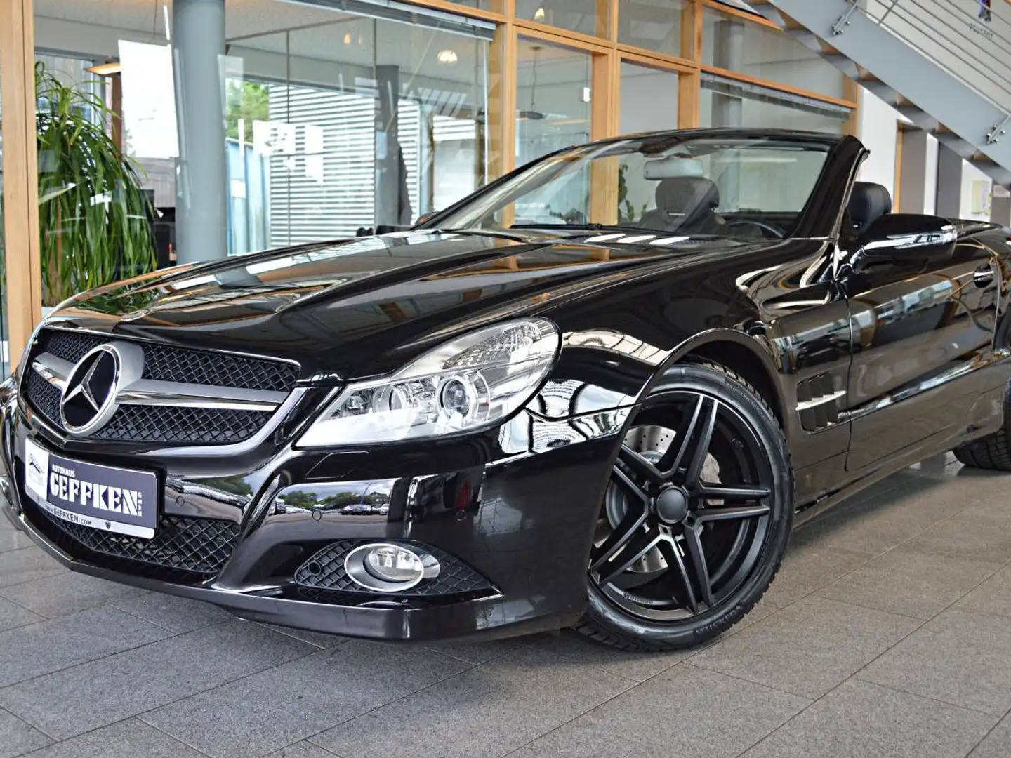 Mercedes-Benz SL 350 7G-TRONIC, Airscarf, Harman-Kardon! Klima Чорний - 1