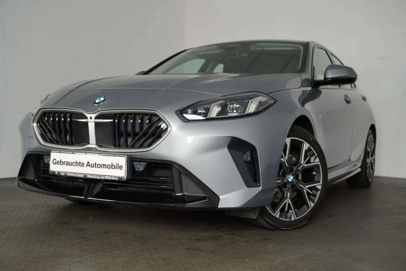 BMW 120 i *M-Sport Exterieur.HUD.LiveCockProf.* Grau - 2