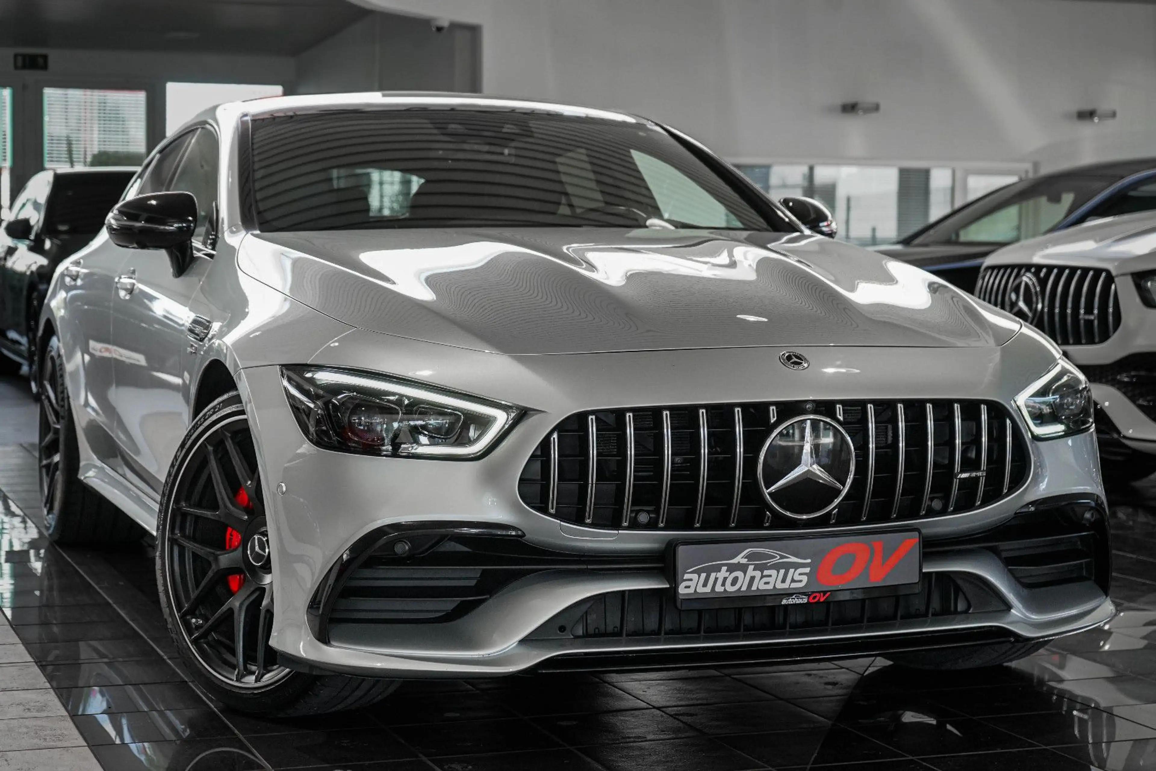Mercedes-Benz AMG GT 53 4M*AMG Perfo*Head*360*ACC*Massage*Pano — photo 10