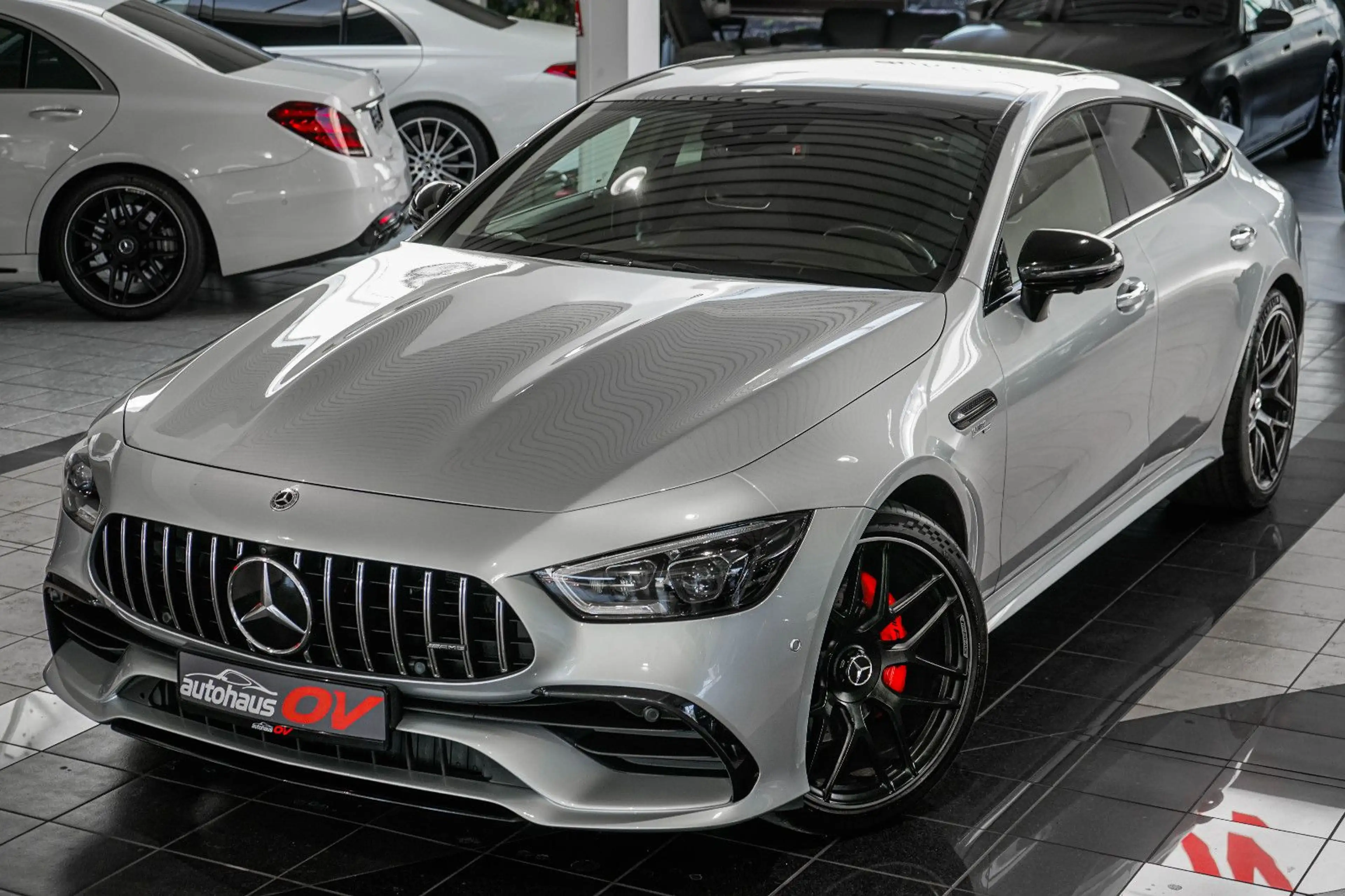 Mercedes-Benz AMG GT 53 4M*AMG Perfo*Head*360*ACC*Massage*Pano — photo 5