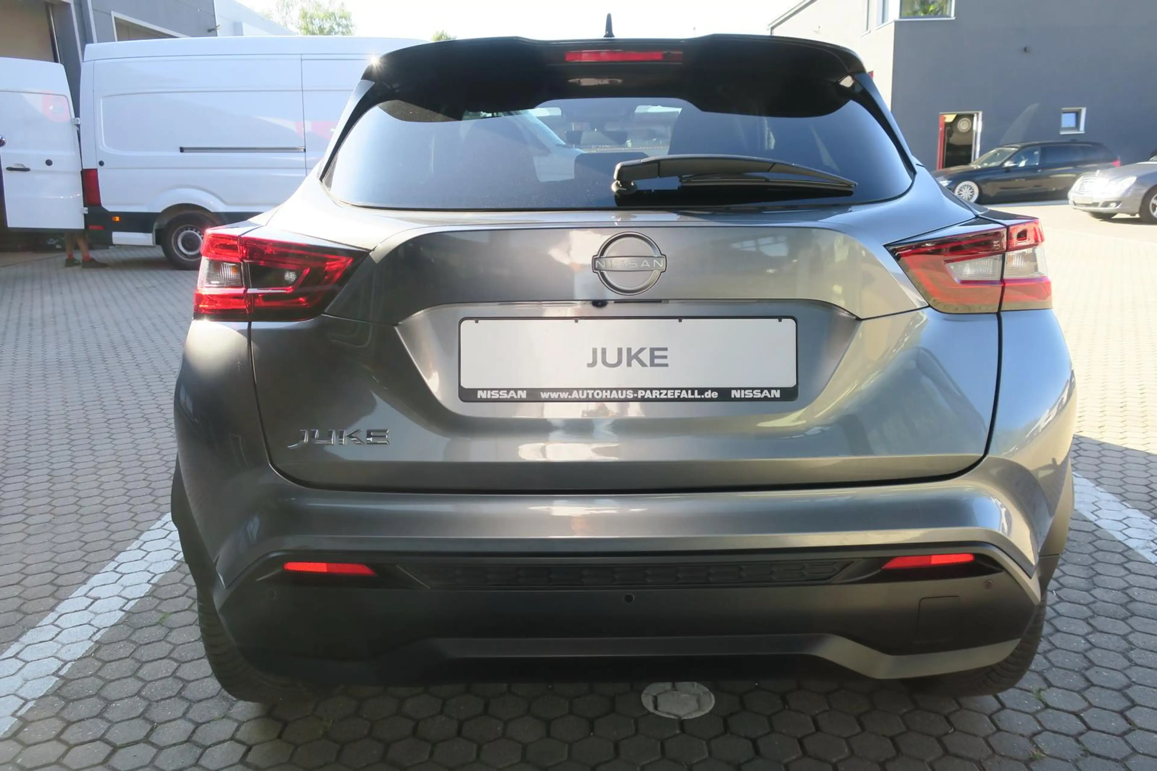 Nissan Juke 1.0 DIG-T DCT N-CONNECTA RFK SHZ NAVI — photo 6