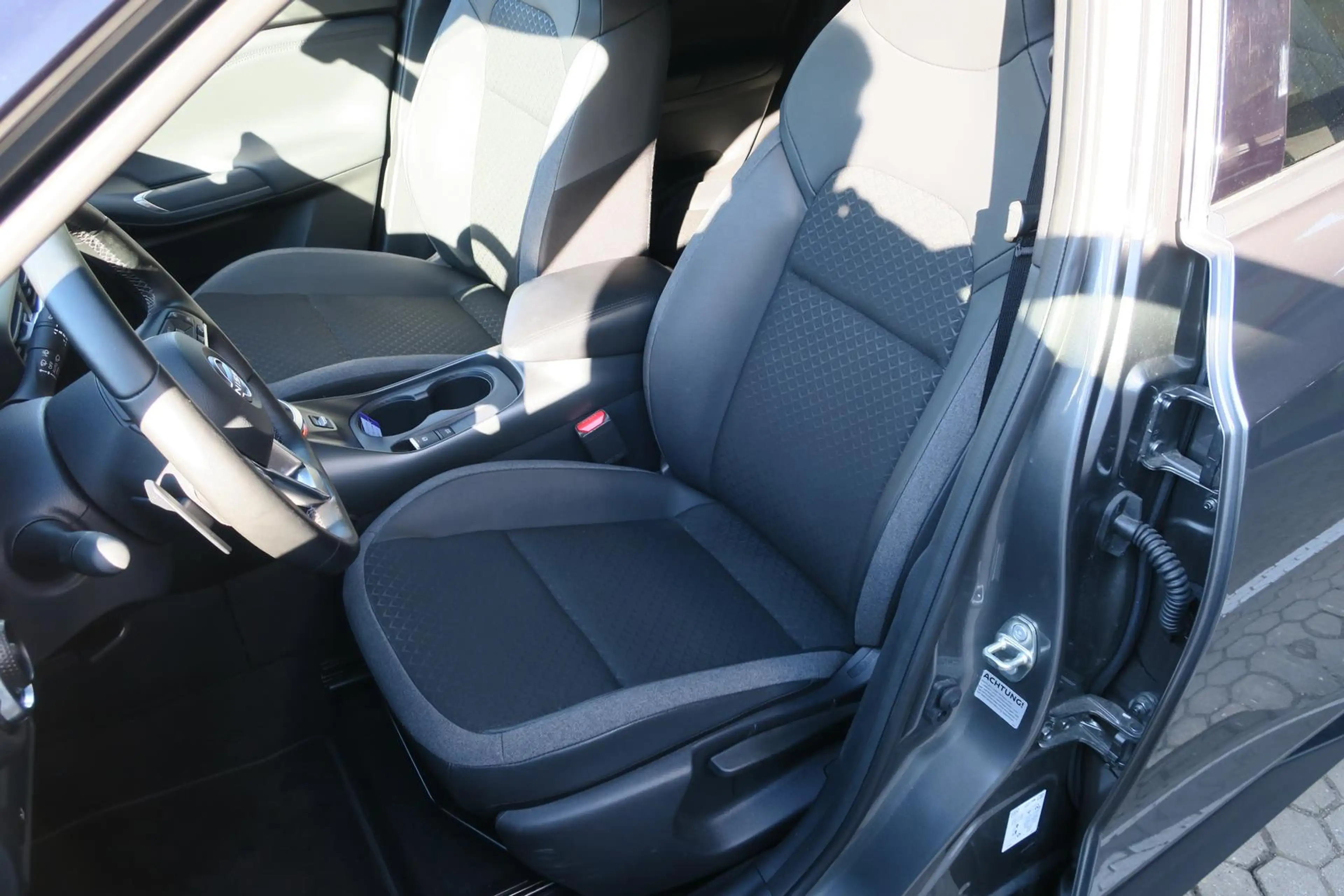 Nissan Juke 1.0 DIG-T DCT N-CONNECTA RFK SHZ NAVI — photo 8