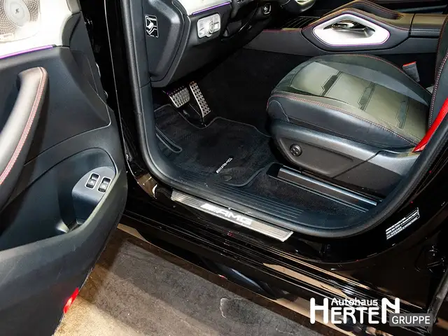 Mercedes-Benz Gle Class view 12