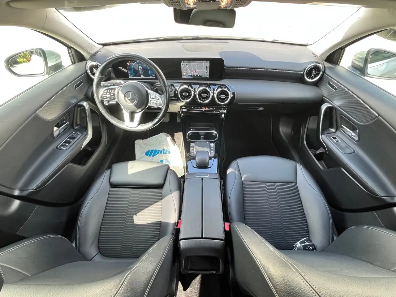 2023 Mercedes-Benz A 200 d 4Matic*MBUX, photograph 9