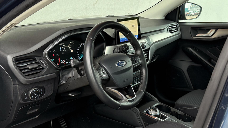 Ford Focus Wagon 1.0 EcoBoost Titanium Business — photo 15