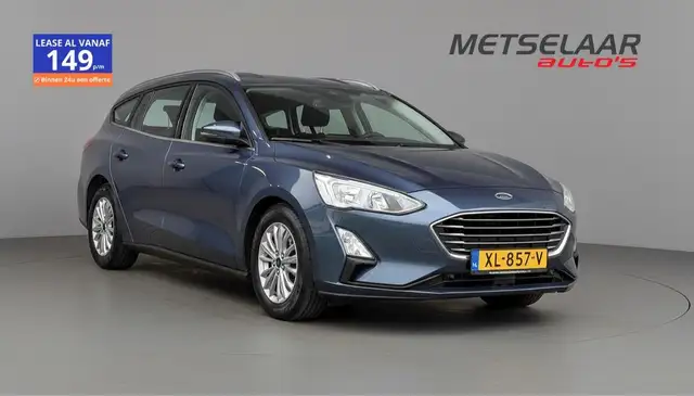 Ford Focus view 6