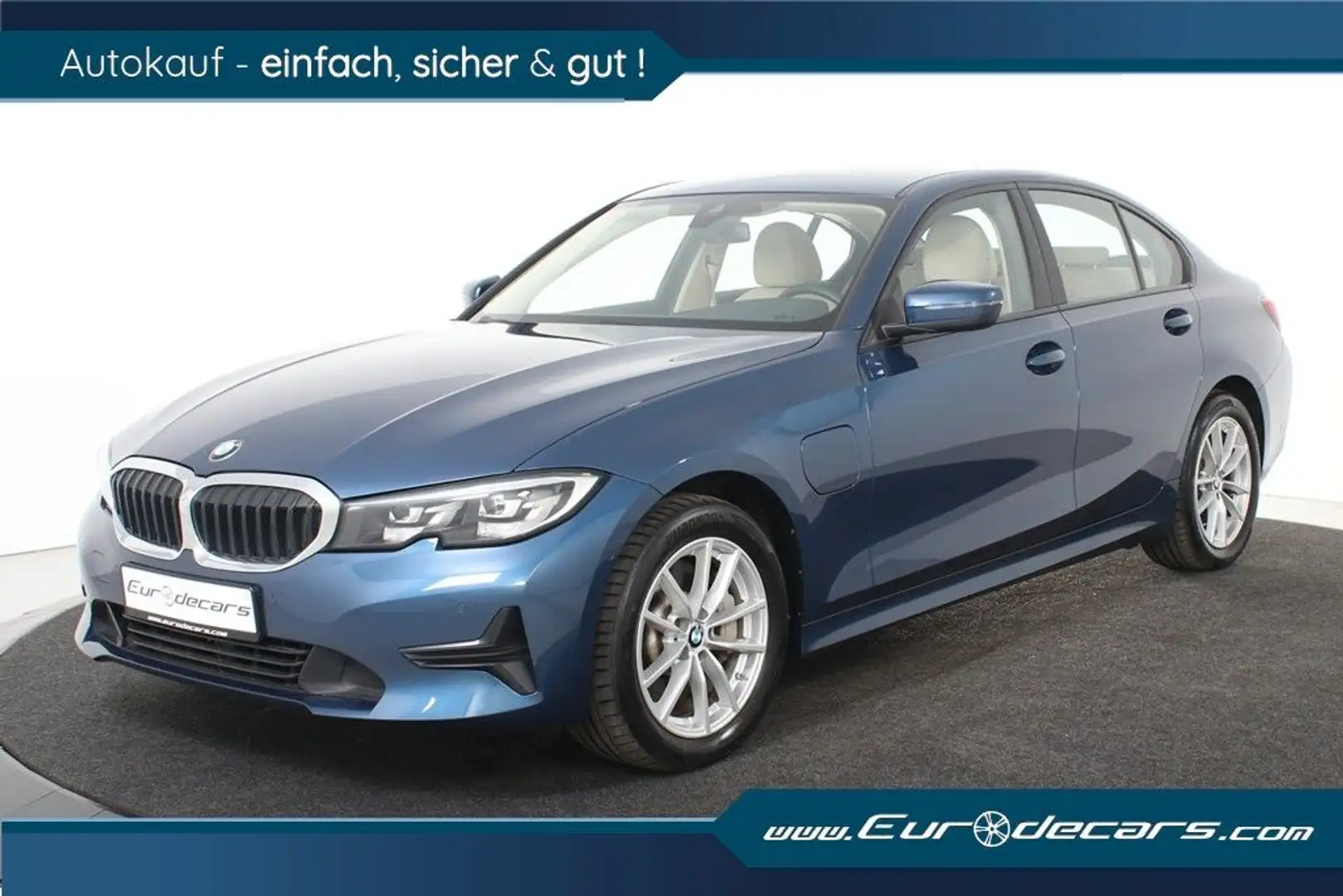 BMW 330 e *1.Hand*Leder*Navi*Park ass.* Blau - 1