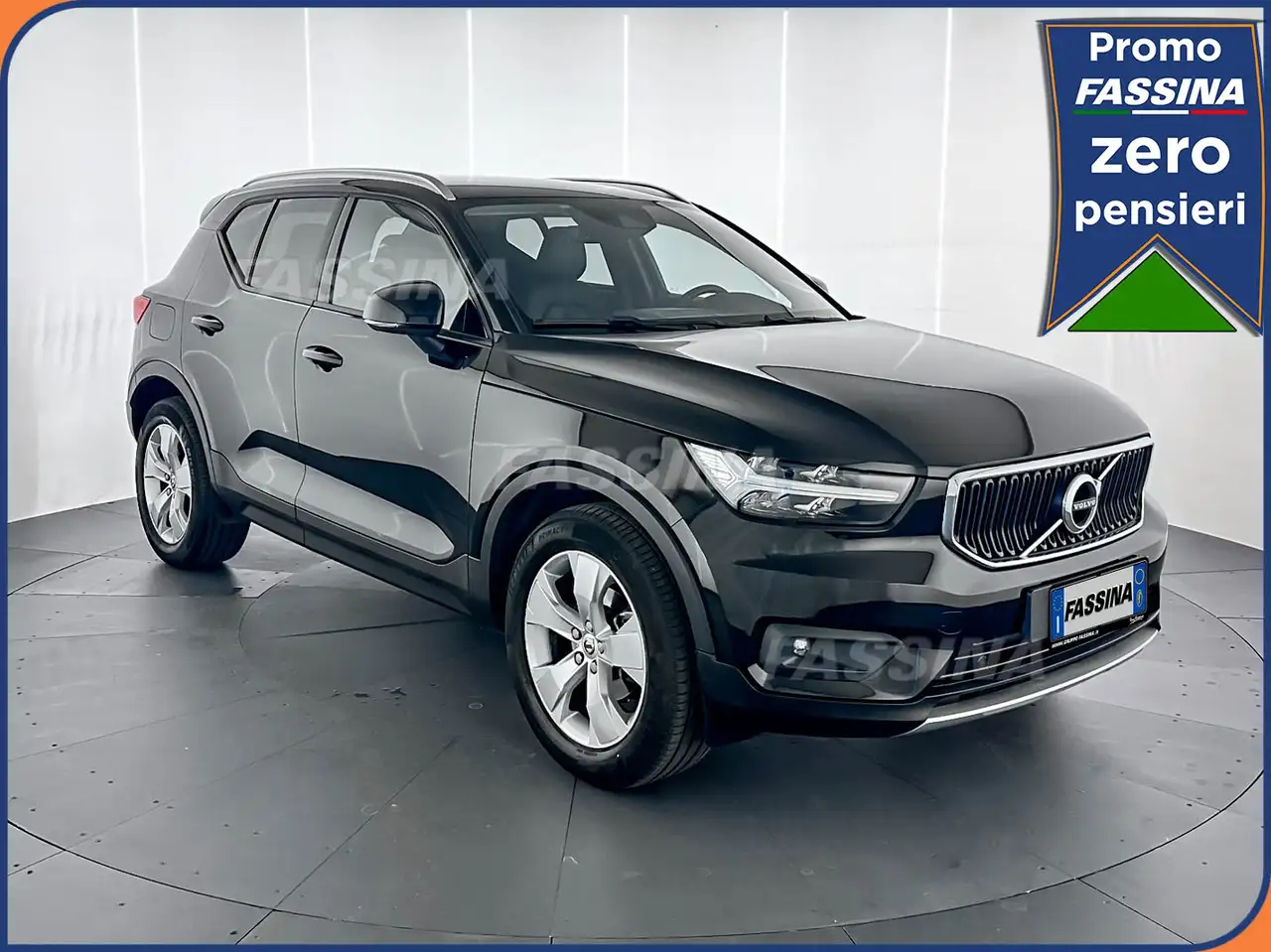 Volvo XC40 T3 Momentum 163cv