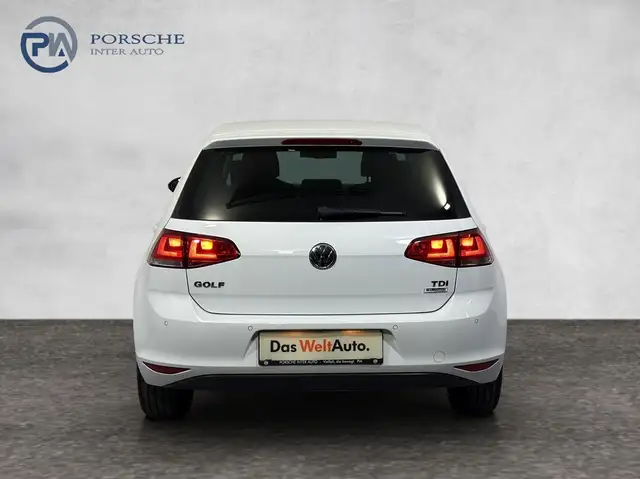 Volkswagen Golf view 5