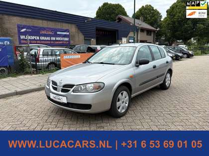 Nissan Almera 1.5 Visia NIEUWE APK!