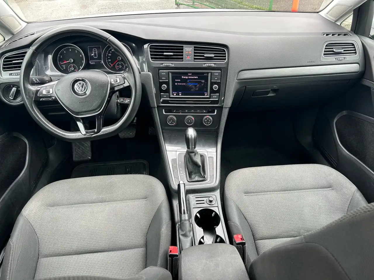 Volkswagen Golf снимка Volkswagen Golf