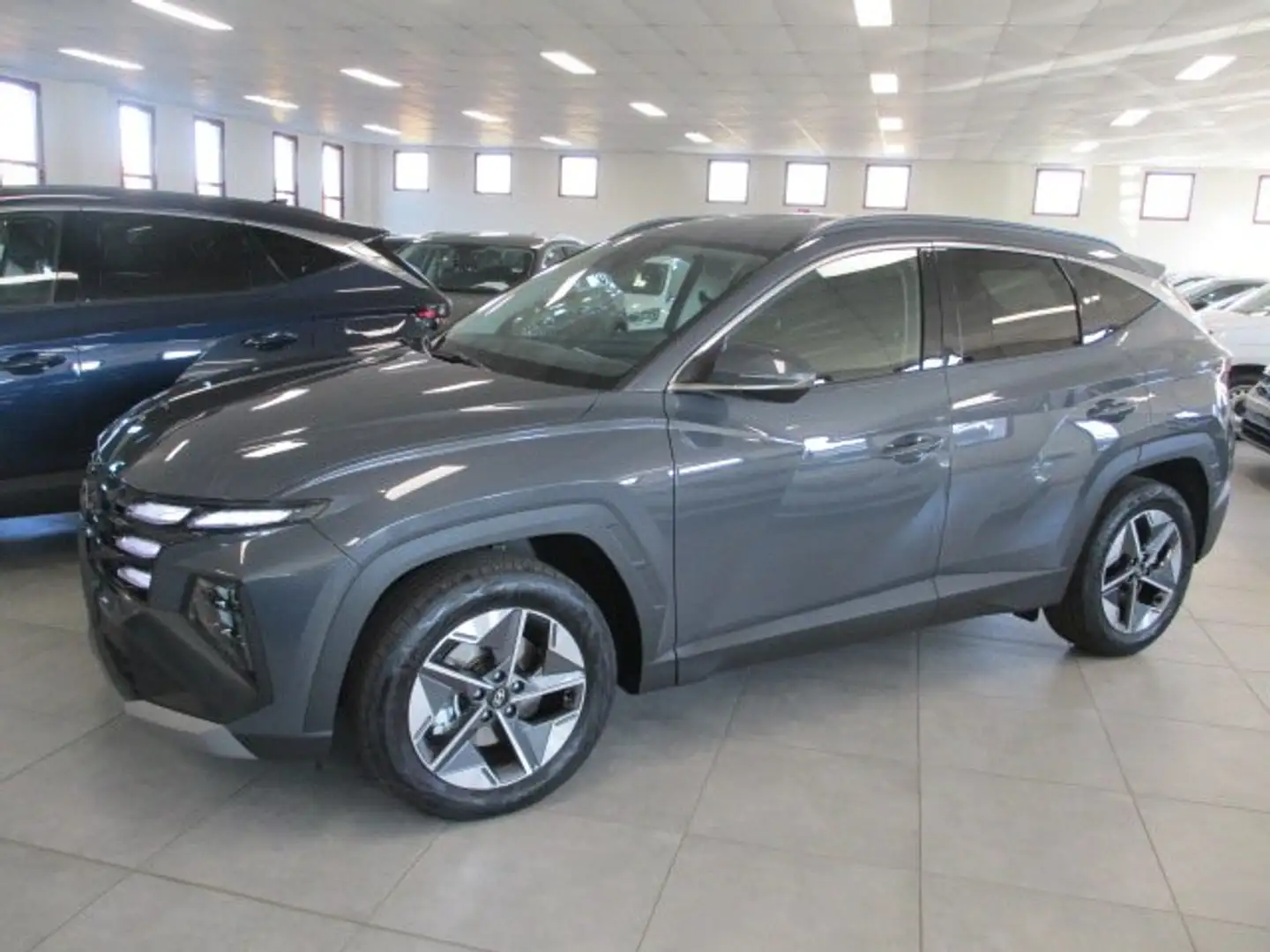 Hyundai TUCSON Tucson 1.6 crdi 48V Business 2wd dct Grigio - 1