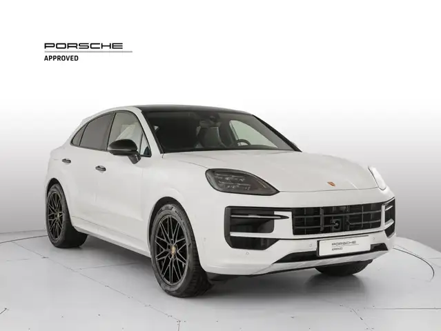 Porsche Cayenne view 7
