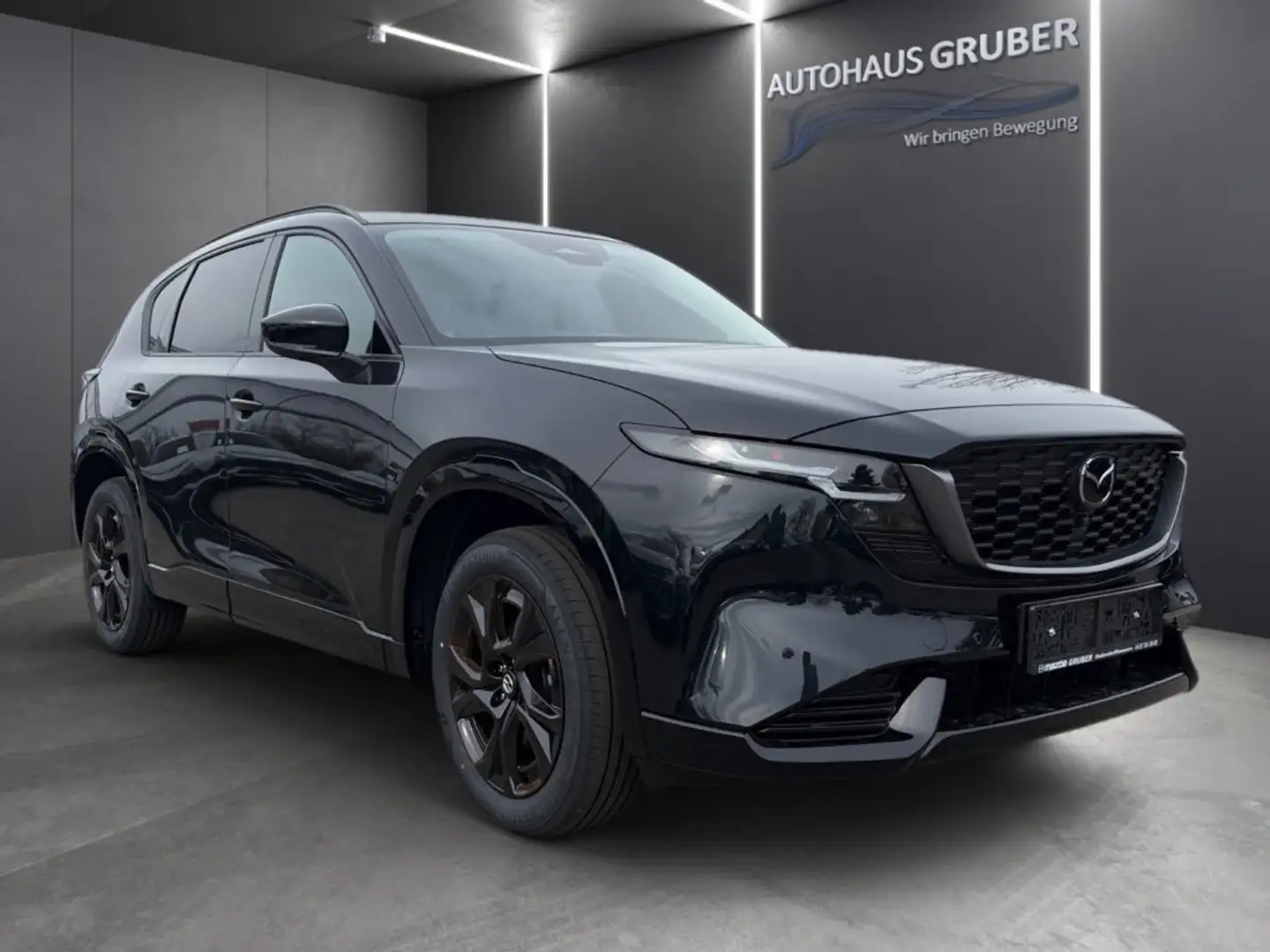Mazda CX-5 2.5L e-Skyactiv G 141ps 6AT AWD HOMURA PANO BLOP Schwarz - 2