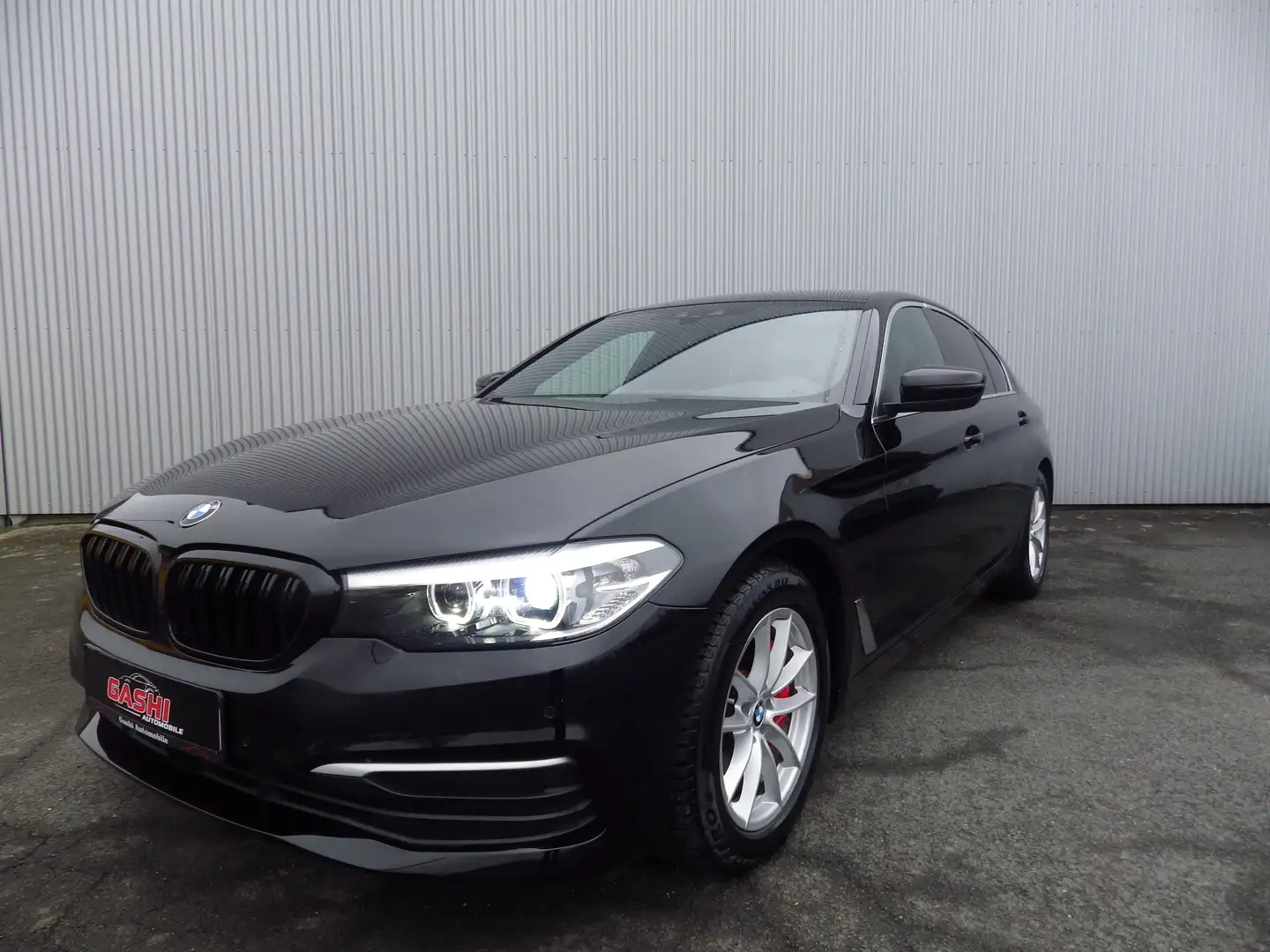 BMW 540 540 d xDrive Schwarz - 1