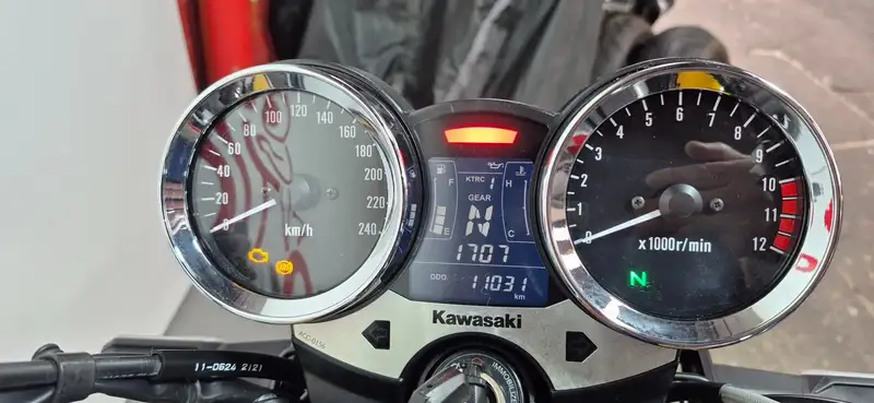 Kawasaki Z 900 - foto 4