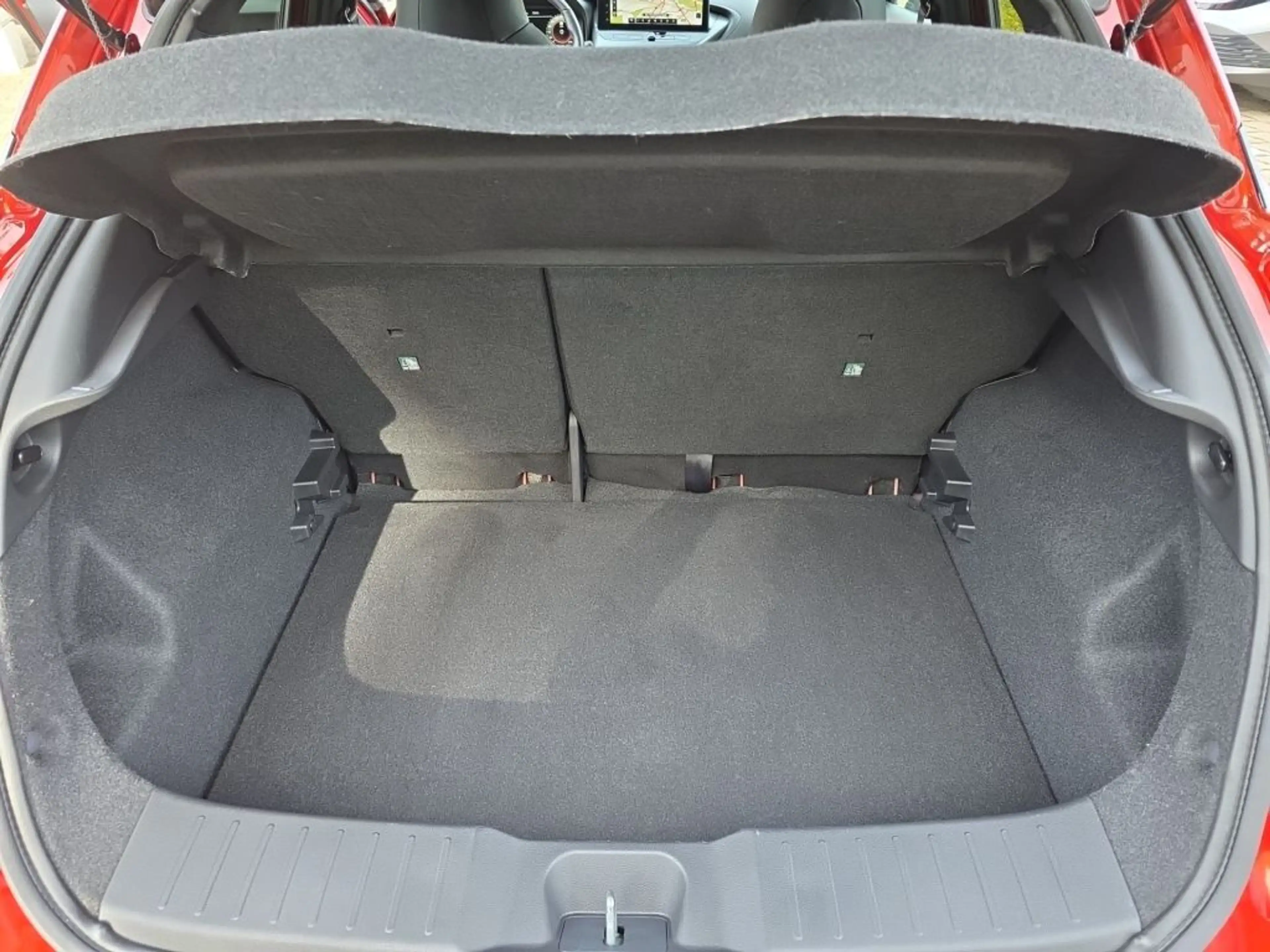 Nissan Juke 1.0 DIG-T DCT N-Connecta — photo 13